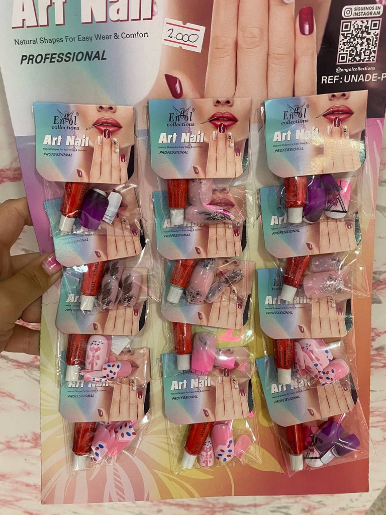 Uña Decorada Carton x 12