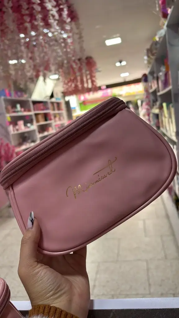 Cosmetiquera Rosada Grande