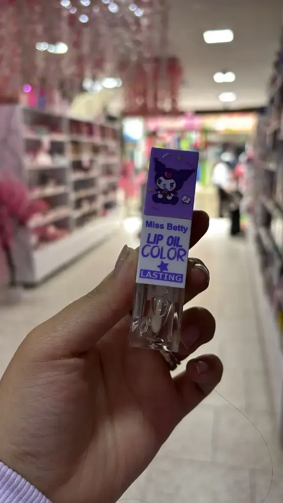 [L1230] Brillo Transparente Kurumi 