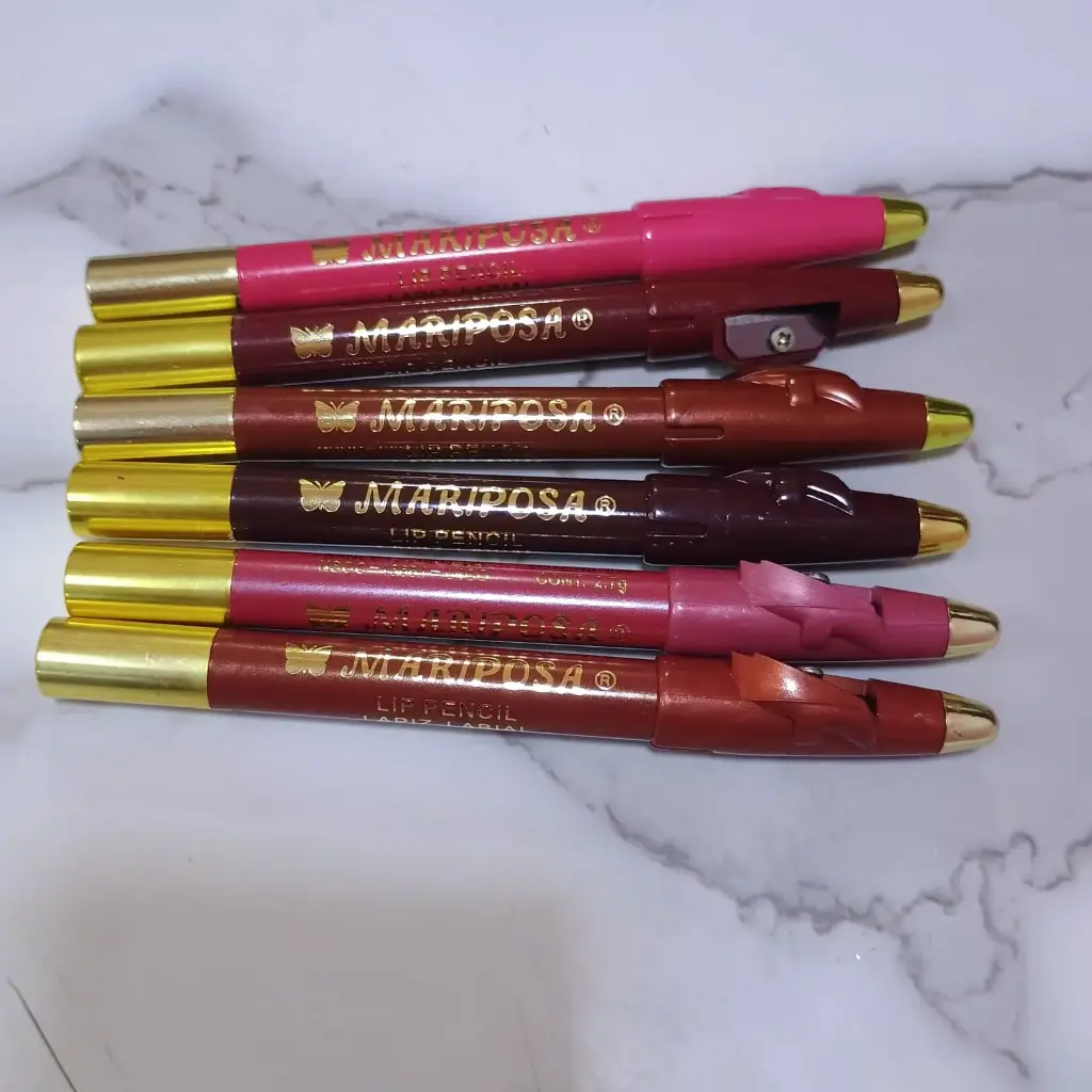 Jumbo labial mariposa