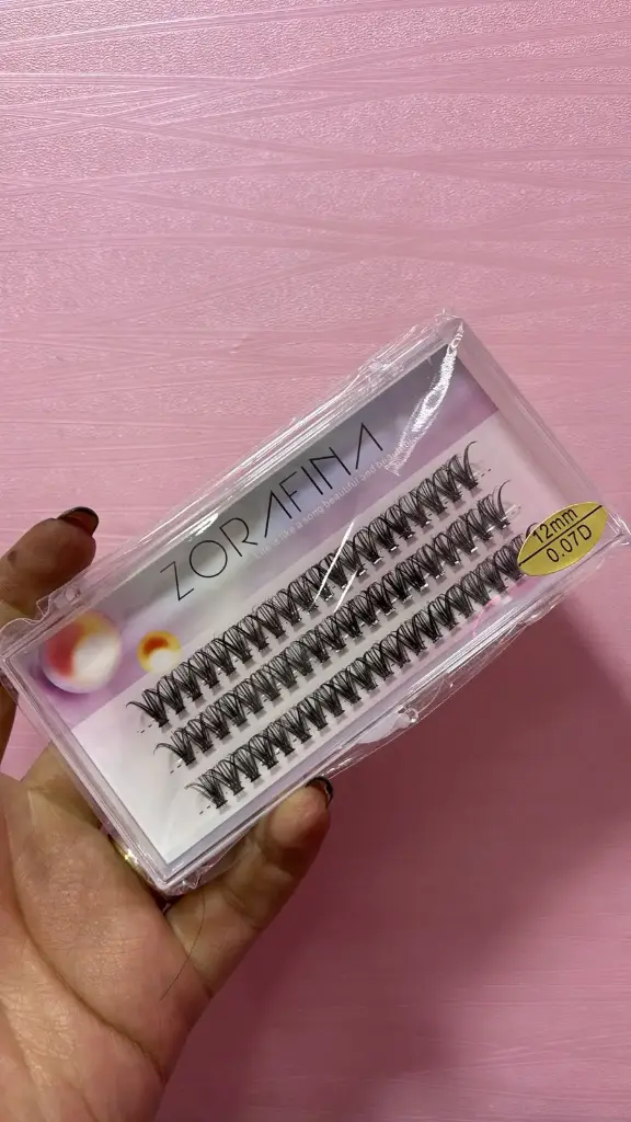 Pestañas por Punto Zora Fina 