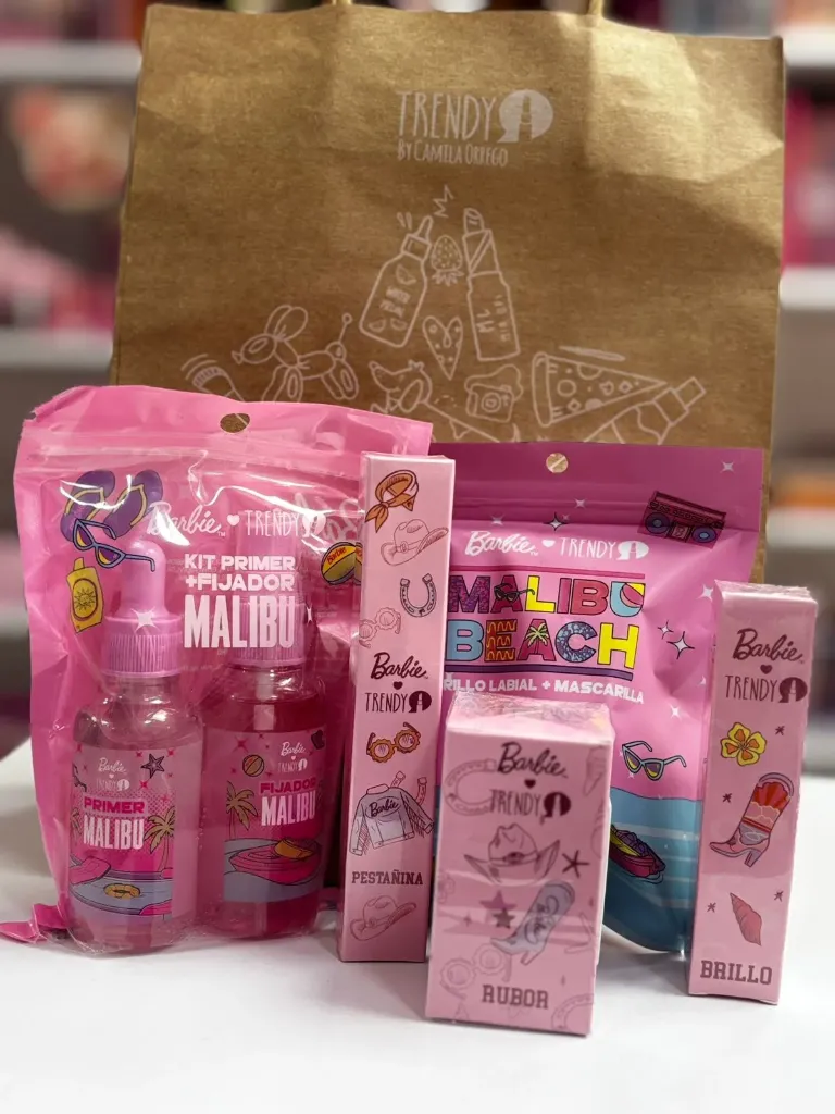 MUJER- KIT DE BARBIE