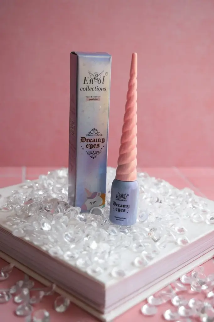 [U-73] Delineador Unicornio Engol 