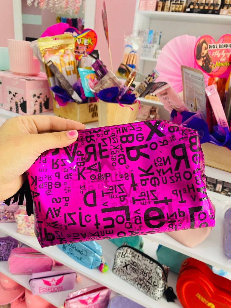 [ES02] Cosmetiquera mediana victoria secret